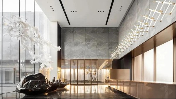 隱去傳統(tǒng)的沉重，引入不銹鋼裝飾的輕盈