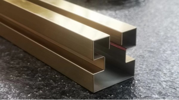 如何用不銹鋼線條打造“高級(jí)感”？